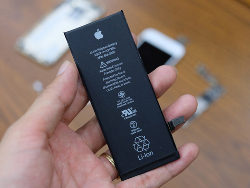 Cận cảnh pin iPhone 6